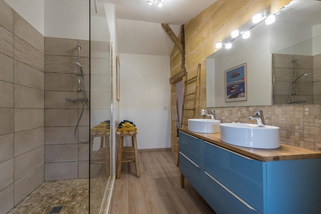 Sainte-Colombe  La Vigneraie De Laura B&B 외부 사진