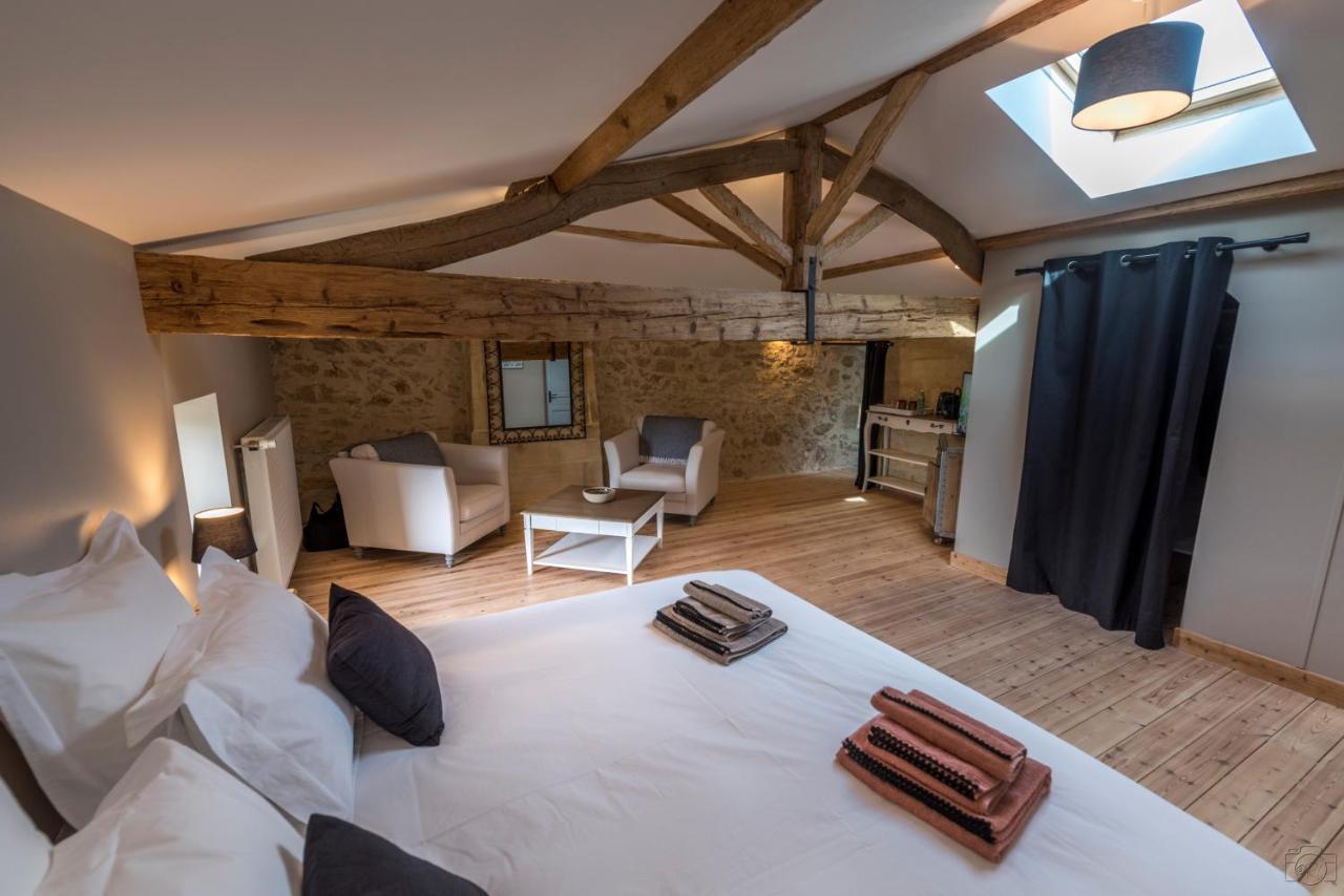 Sainte-Colombe  La Vigneraie De Laura B&B 외부 사진